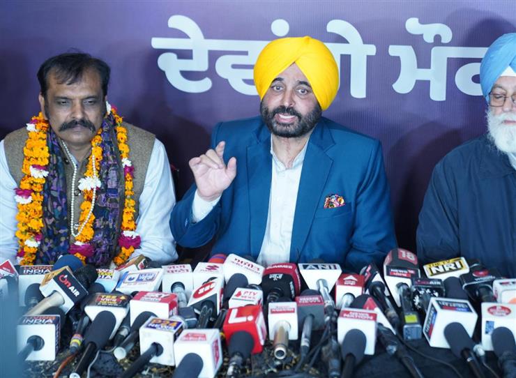 ‘आप’ ने जारी किया नया कैपेन सॉंग, ‘पंजाब दा पुत्त जितौना है’