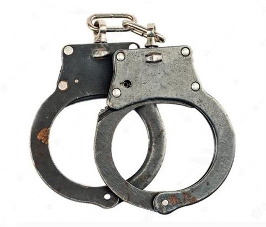पुलिस ने बॉलीवुड सेक्स रैकेट का भंडाफोड़ किया, अभिनेत्री-सह-कास्टिंग डायरेक्टर गिरफ्तार