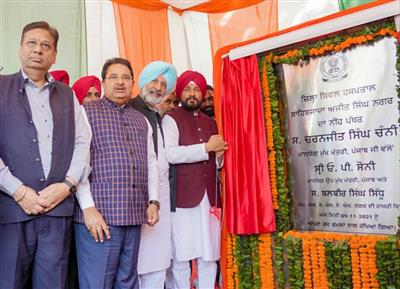 ਮੁੱਖ ਮੰਤਰੀ ਨੇ ਮੋਹਾਲੀ ਵਿਖੇ 350 ਬਿਸਤਰਿਆਂ ਵਾਲੇ ਸਿਵਲ ਹਸਪਤਾਲ ਦਾ ਰੱਖਿਆ ਨੀਂਹ ਪੱਥਰ