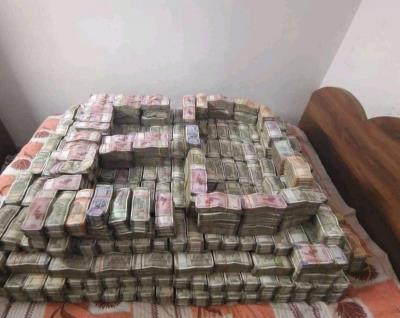 Most of cash seized from me belongs to IAS officer Singhal, CA tells ED