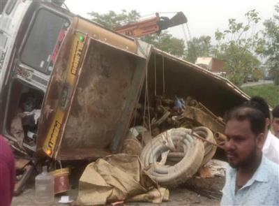  8 killed, 8 injured in road accident