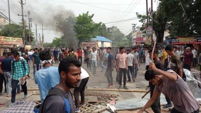Protest against Centre's Agnipath scheme continues in Bihar