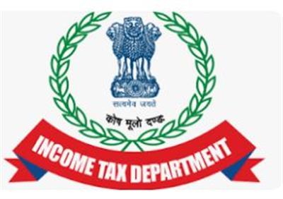  नामजद बिल्डर के मुनीम के घर आईटी की छापेमारी