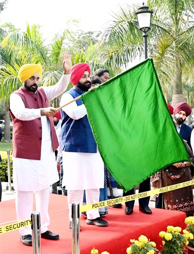 CM flags off second batch of Principals for training to Singapore