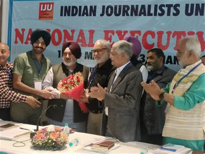 Media should be neutral and independent for the strengthening of democracy: Chetan Singh Jouramajra