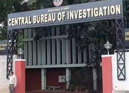 सीबीआई ने पत्रकार पर दर्ज किया केस