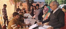 नैनो यूरिया स्प्रे के लिए 19 दिसंबर तक किसान करवाएं अपना पंजीकरण - डा. अनिल तंवर