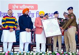 CM put forth his vision in form of Sadak Surakhya Force before people