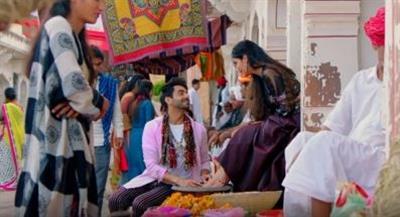 Aparshakti Khurana releases Asees Kaur's new song 'Aaya jado da'