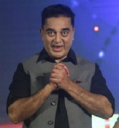  ब्रेन कैंसर से जूझ रहे फैन को कमल हासन ने किया वीडियो कॉल, वायरल हुआ वीडियो