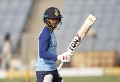  Pandey stakes claim with 63 in intra-squad T20