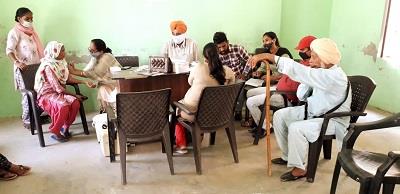 ਮਿਸ਼ਨ ਫ਼ਤਿਹ ਤਹਿਤ ਵਿਸ਼ੇਸ ਕੈਂਪਾਂ ਦੌਰਾਨ ਅੱਜ 3552 ਨਾਗਰਿਕਾਂ ਦਾ ਹੋਇਆ ਟੀਕਾਕਰਨ: ਡਿਪਟੀ ਕਮਿਸ਼ਨਰ