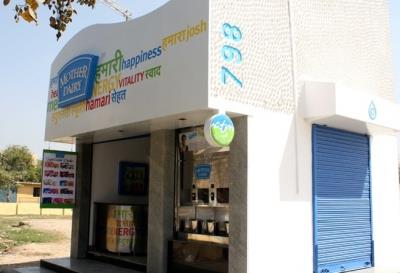  After Amul, Mother Dairy hikes milk prices by Rs 2/litre