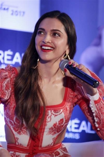  कॉकटेल के 9 साल पूरे, दीपिका ने कहा-'वेरोनिका हमेशा मेरे लिए खास रहेगी'