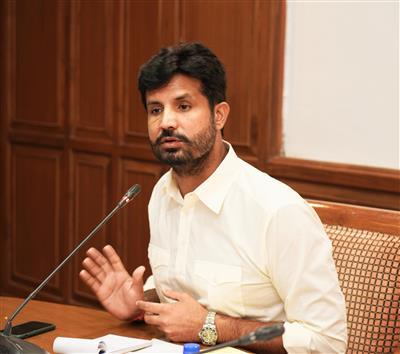 Vehicle Tracking System to be installed in private buses too, announces Raja Warring